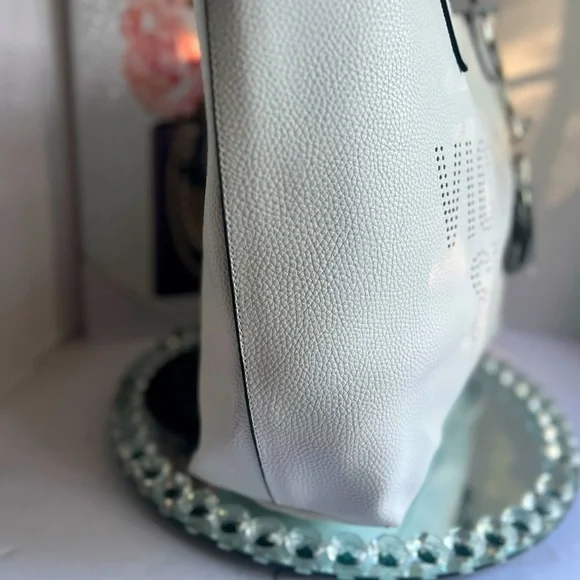 Victoria's Secret White Tote Bag 19X13 - Picture 8 of 8
